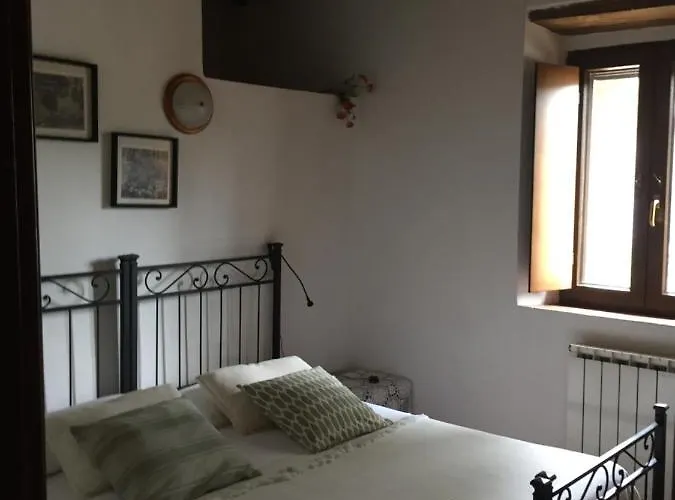 Podere La Castellina Hotel apartamentowy