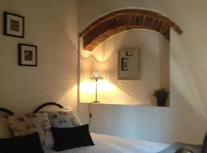 Podere La Castellina Hotel apartamentowy Podere Poggiaccio